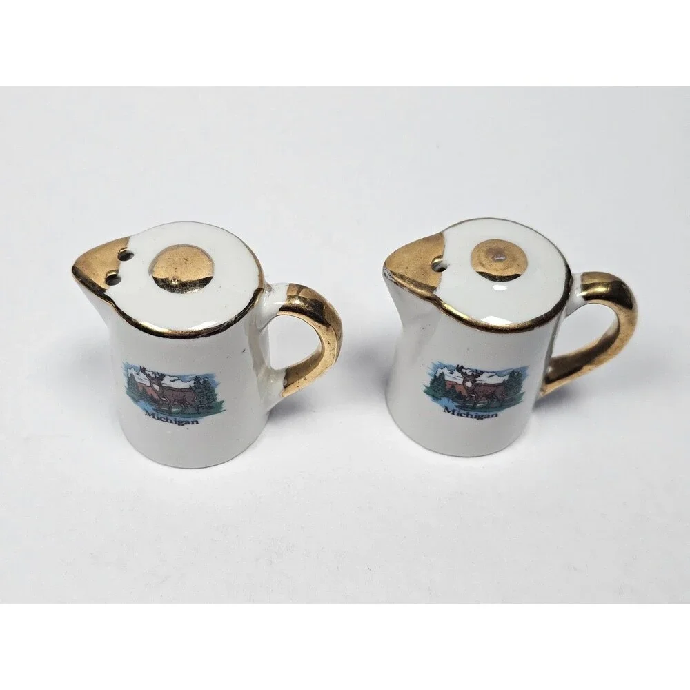 Michigan Salt Pepper Shakers Coffee Carafe Shaped Souvenir